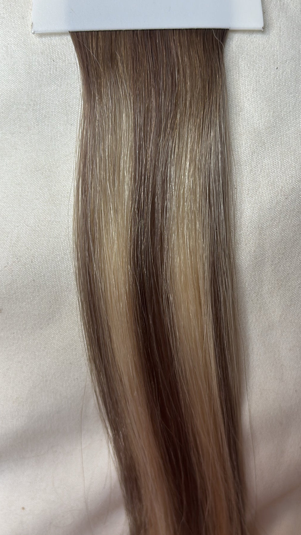 Champagne Kiss – Crowned by Ky Weft Extensions